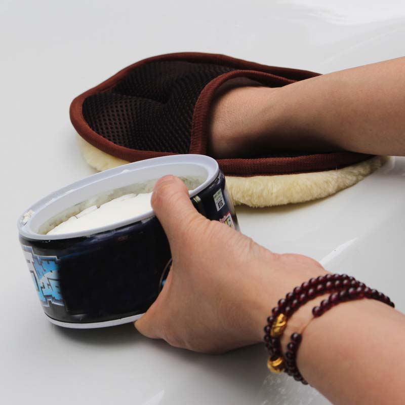 Reusable soft vehicle wash glove with elastic wrist cuff